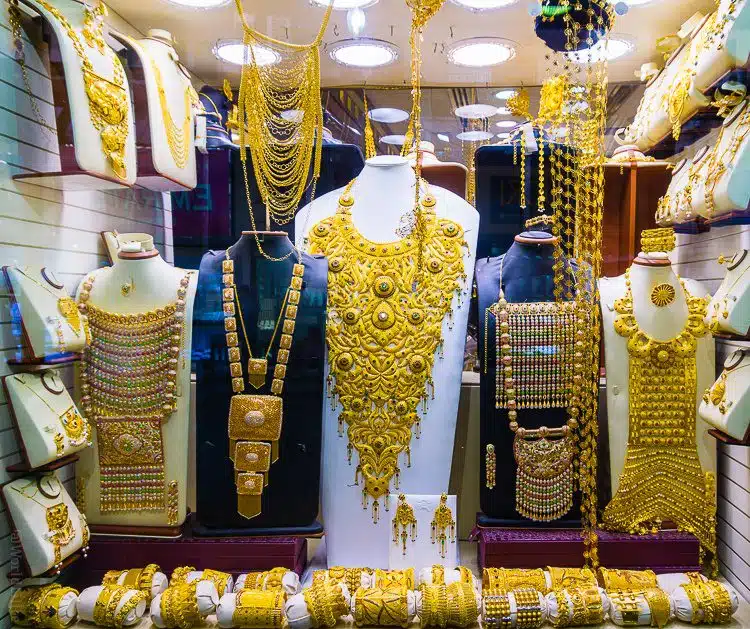 WOW: The Gold and Spice Souks of Deira, Dubai - Around the World 